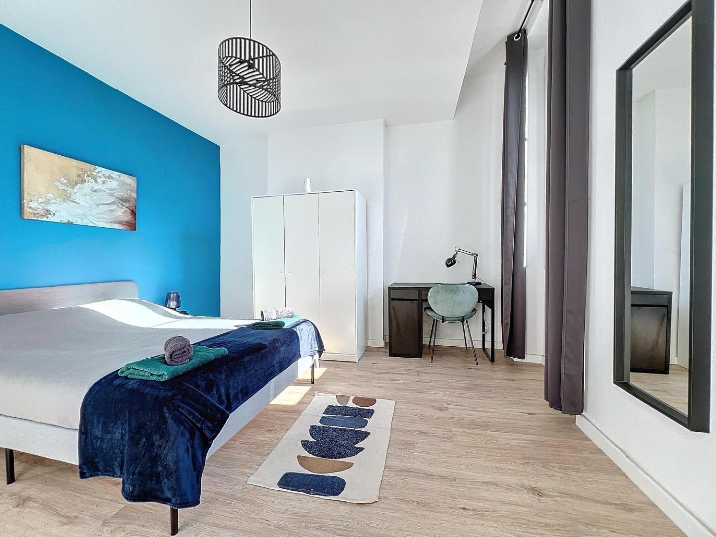 Grand Appartement Central - Trois Chambres - Les Freres De La Loc' マルセイユ エクステリア 写真
