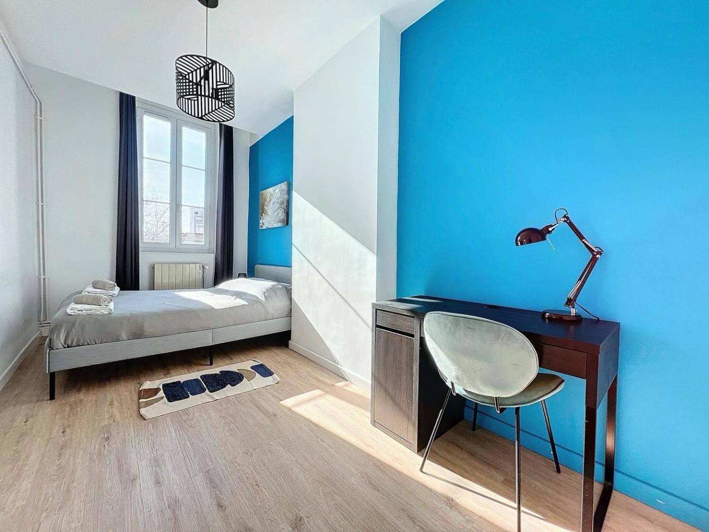 Grand Appartement Central - Trois Chambres - Les Freres De La Loc' マルセイユ エクステリア 写真